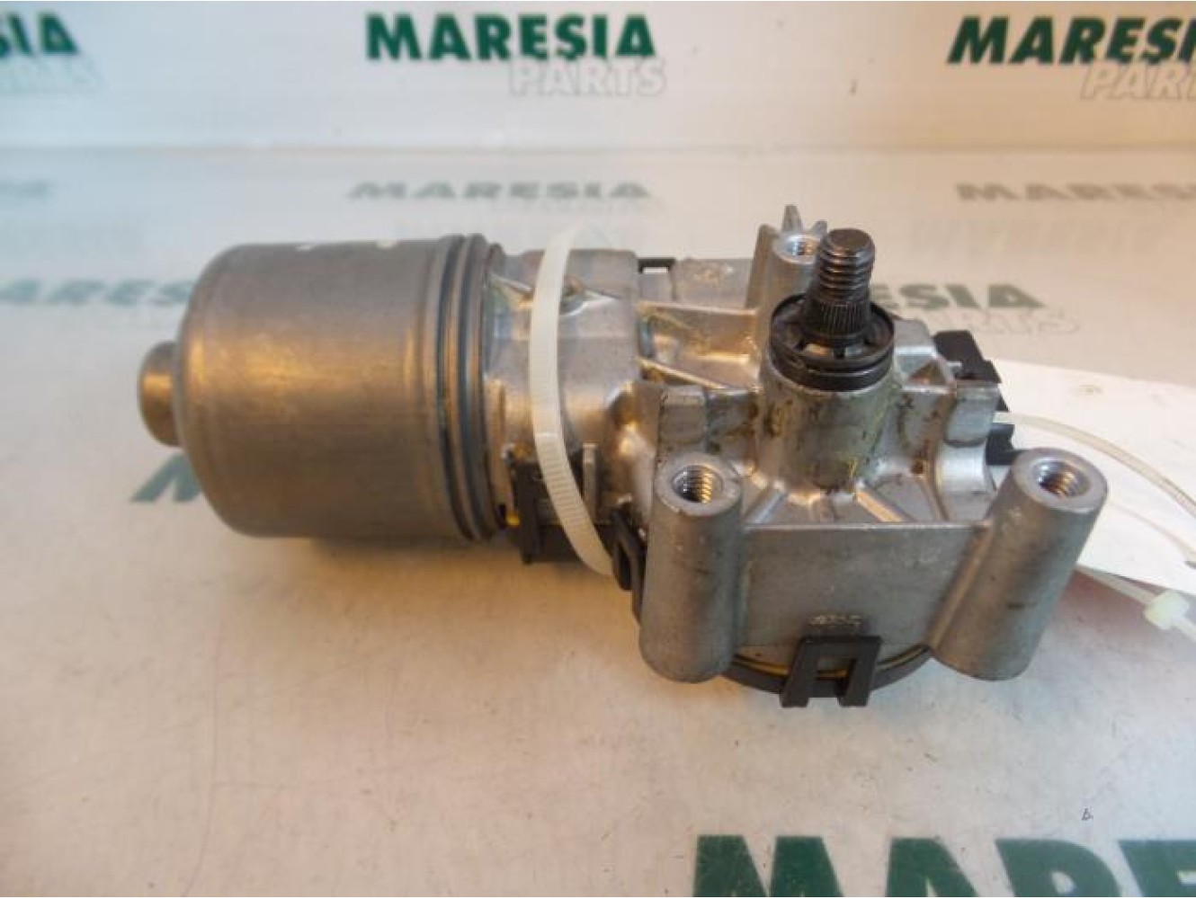 Peugeot - 207 - Front wiper motor