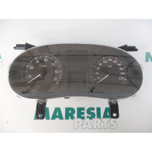 Renault - Clio - Instrument panel