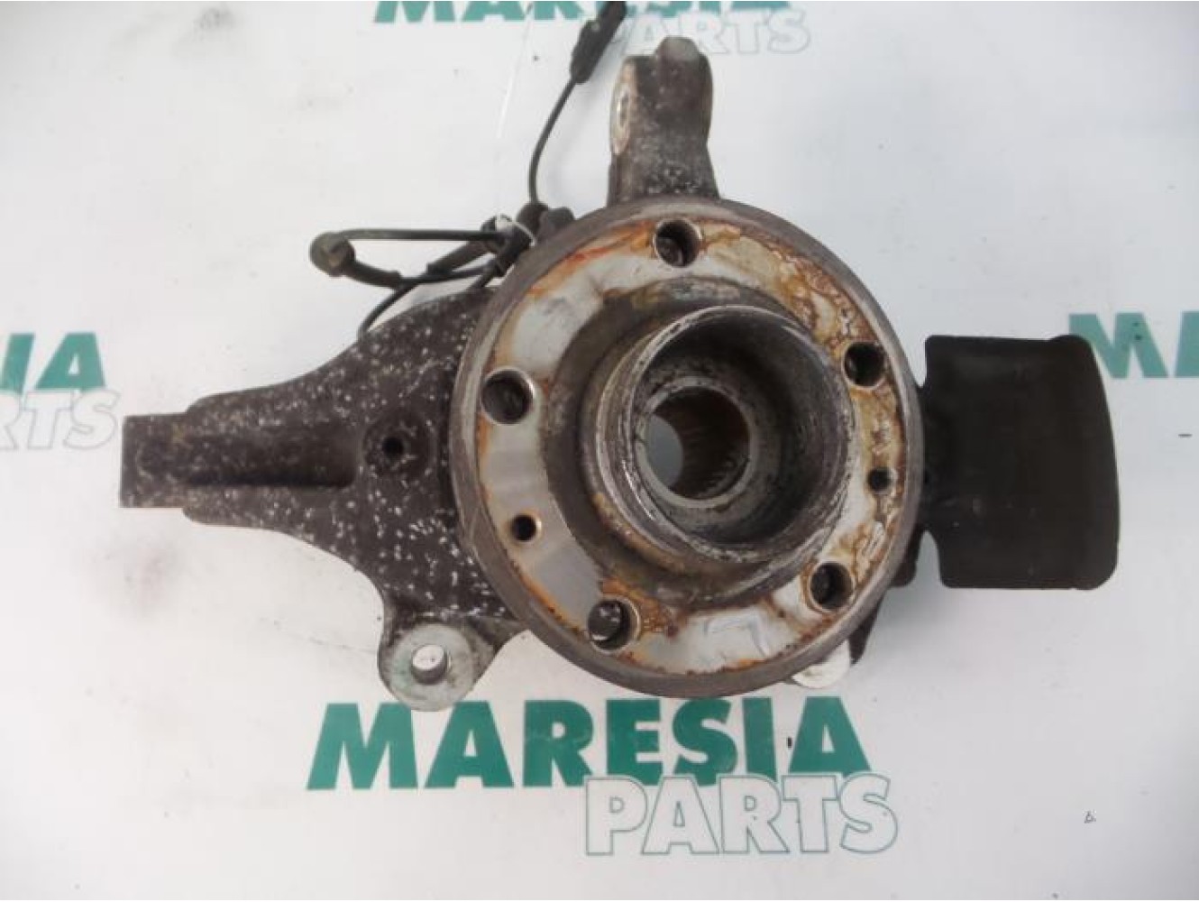 Renault - Laguna - Achsschenkel links vorne