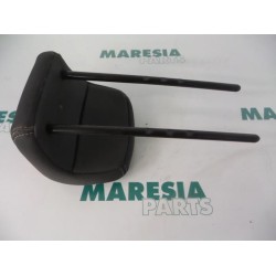 Renault - Laguna - Headrest