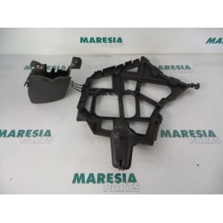 Renault - Laguna - Stoßstangeträger hinten