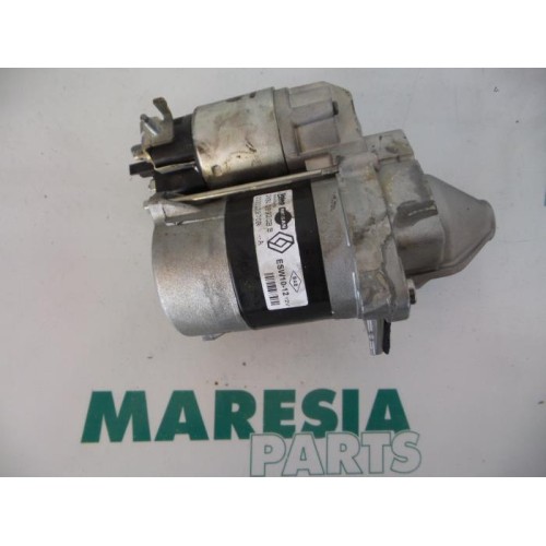 Renault - Captur - Starter