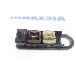 Renault - Captur - Multi-functional window switch