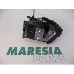 Renault - Captur - Rear door mechanism 4-door, right