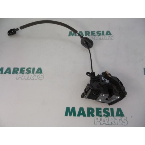 Renault - Captur - Rear door mechanism 4-door, right