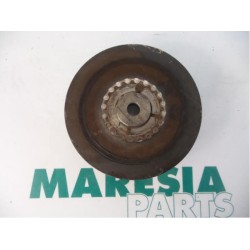 Renault - Megane Scenic - Crankshaft pulley