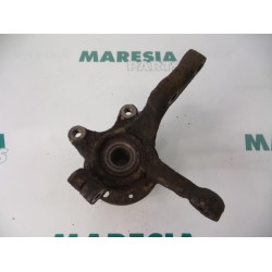 Renault - Twingo - Knuckle, front right