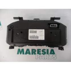 Renault - Clio - Instrument panel