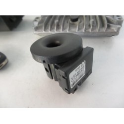 Renault - Clio - Engine management computer