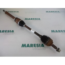 Renault - Clio - Front drive shaft, right