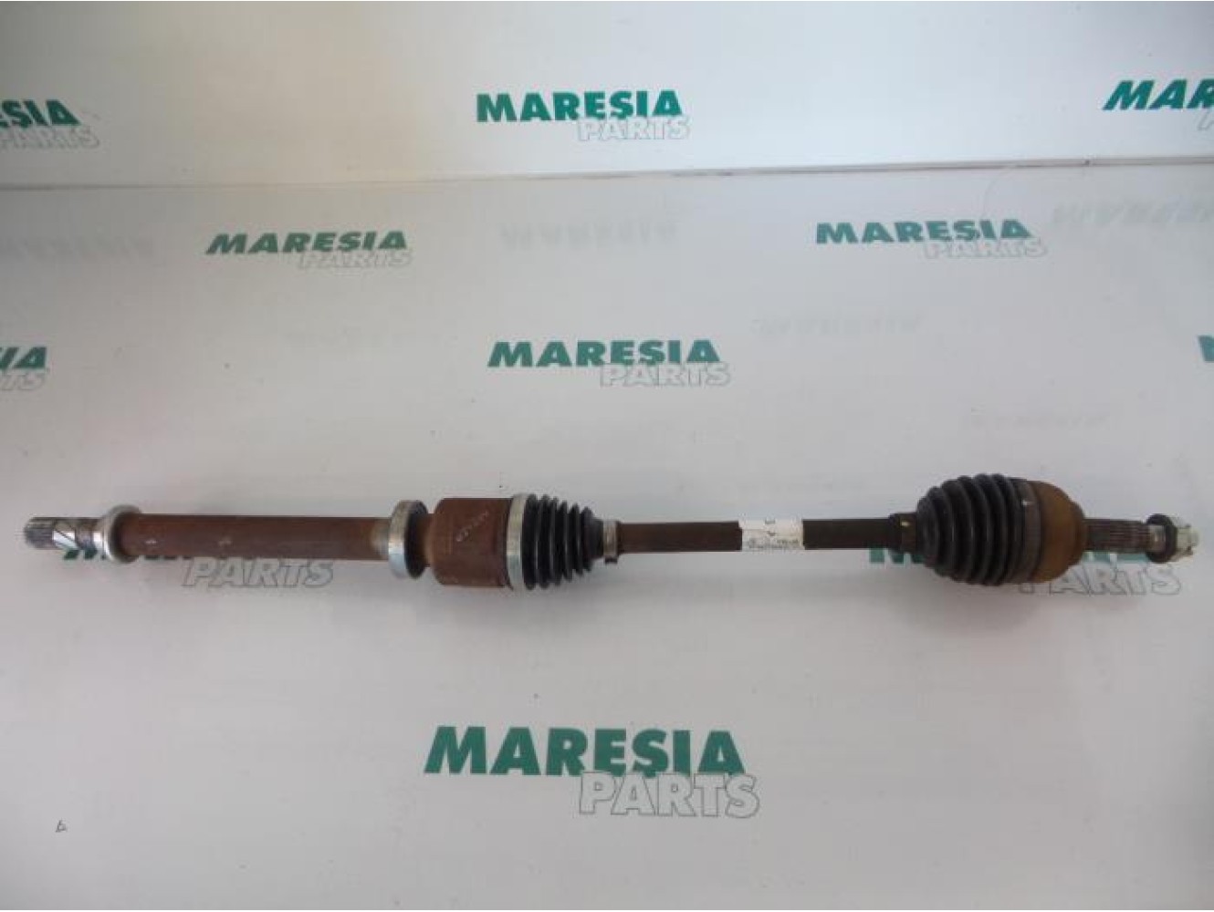 Renault - Clio - Front drive shaft, right