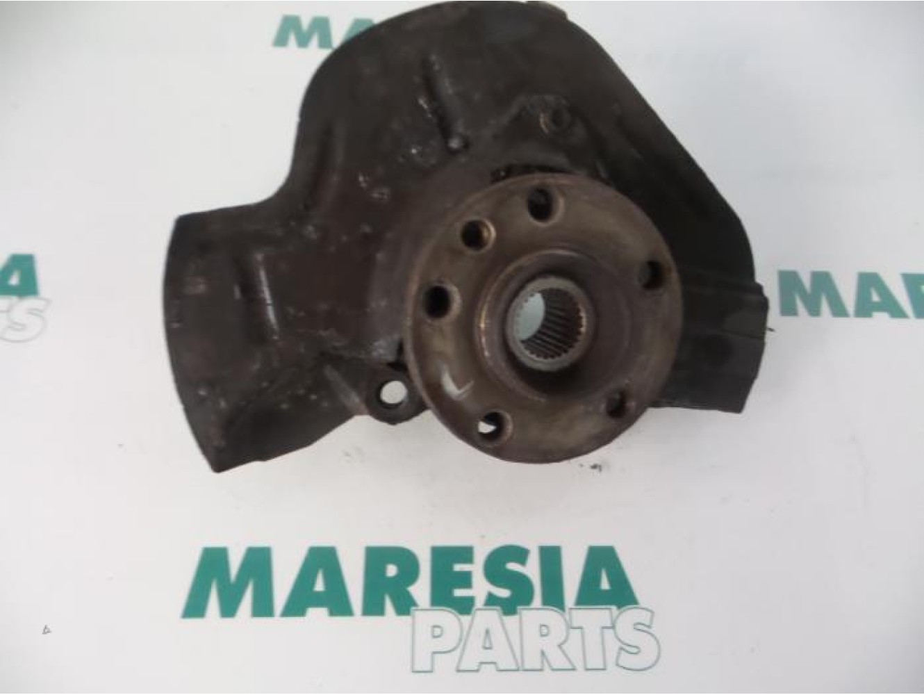 Peugeot - 807 - Achsschenkel links vorne