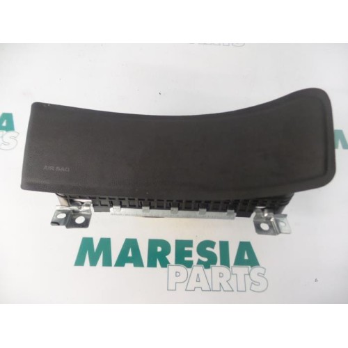 Alfa Romeo - 159 - Knee airbag, left