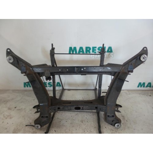 Peugeot - 607 - Rear support beam