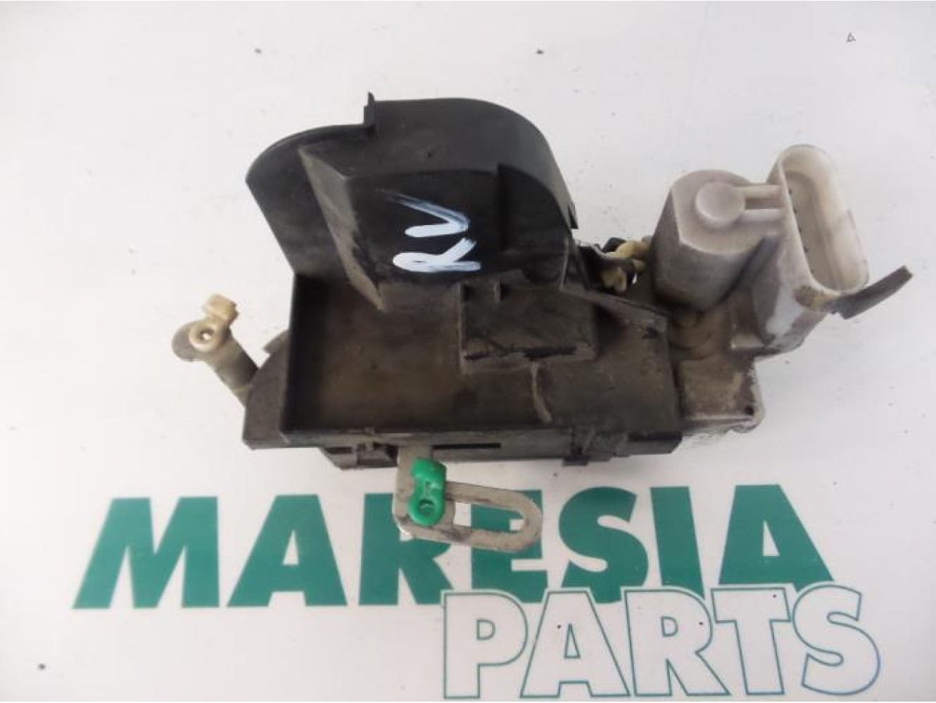 Fiat - Punto - Front door lock mechanism 4-door, right
