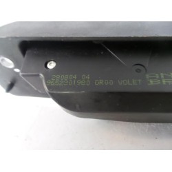 Citroen - C2 - Tailgate lock mechanism