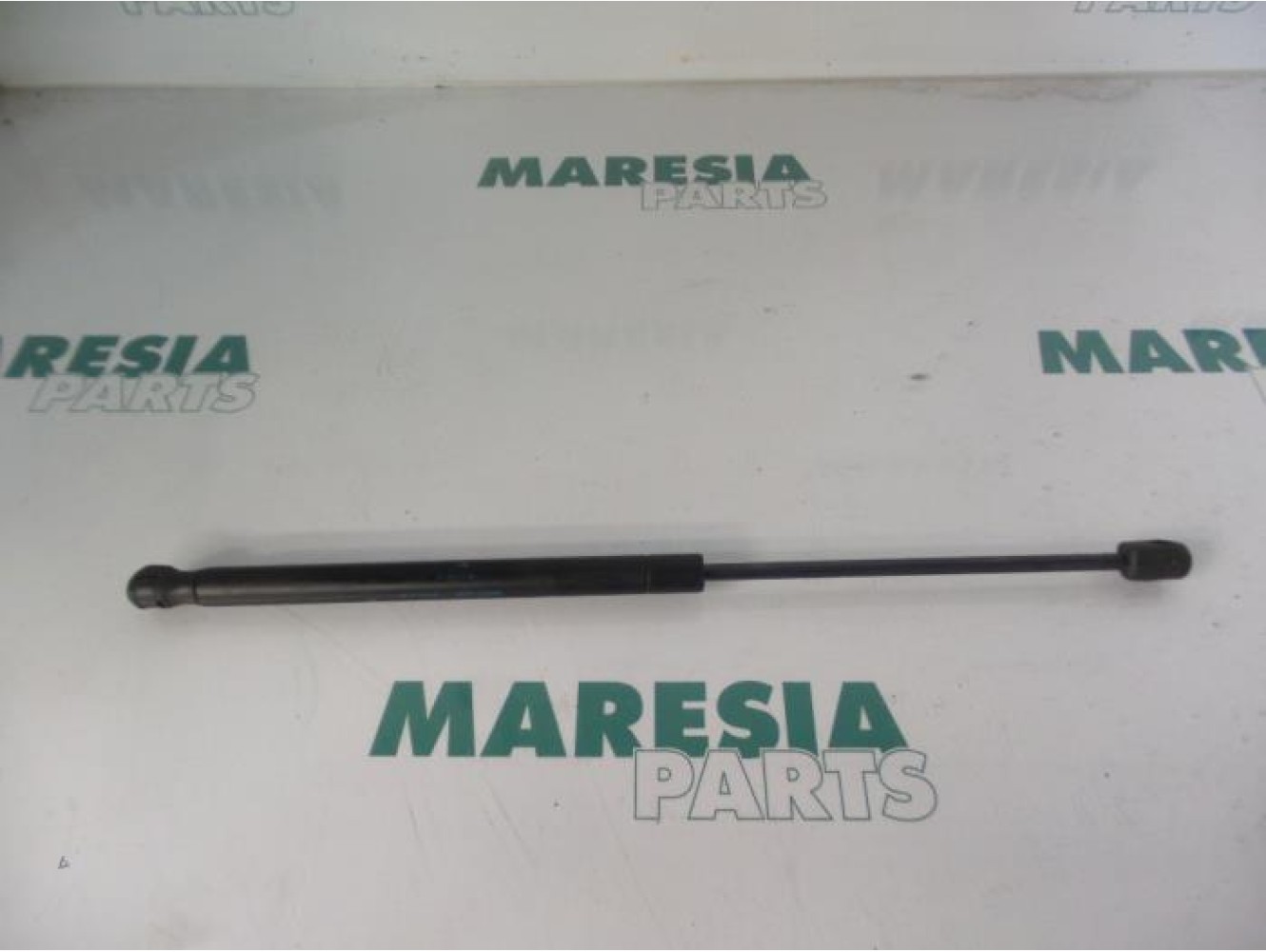 Citroen - C2 - Set of tailgate gas struts