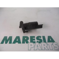 Citroen - C5 - Scheibensprüherpumpe vorne