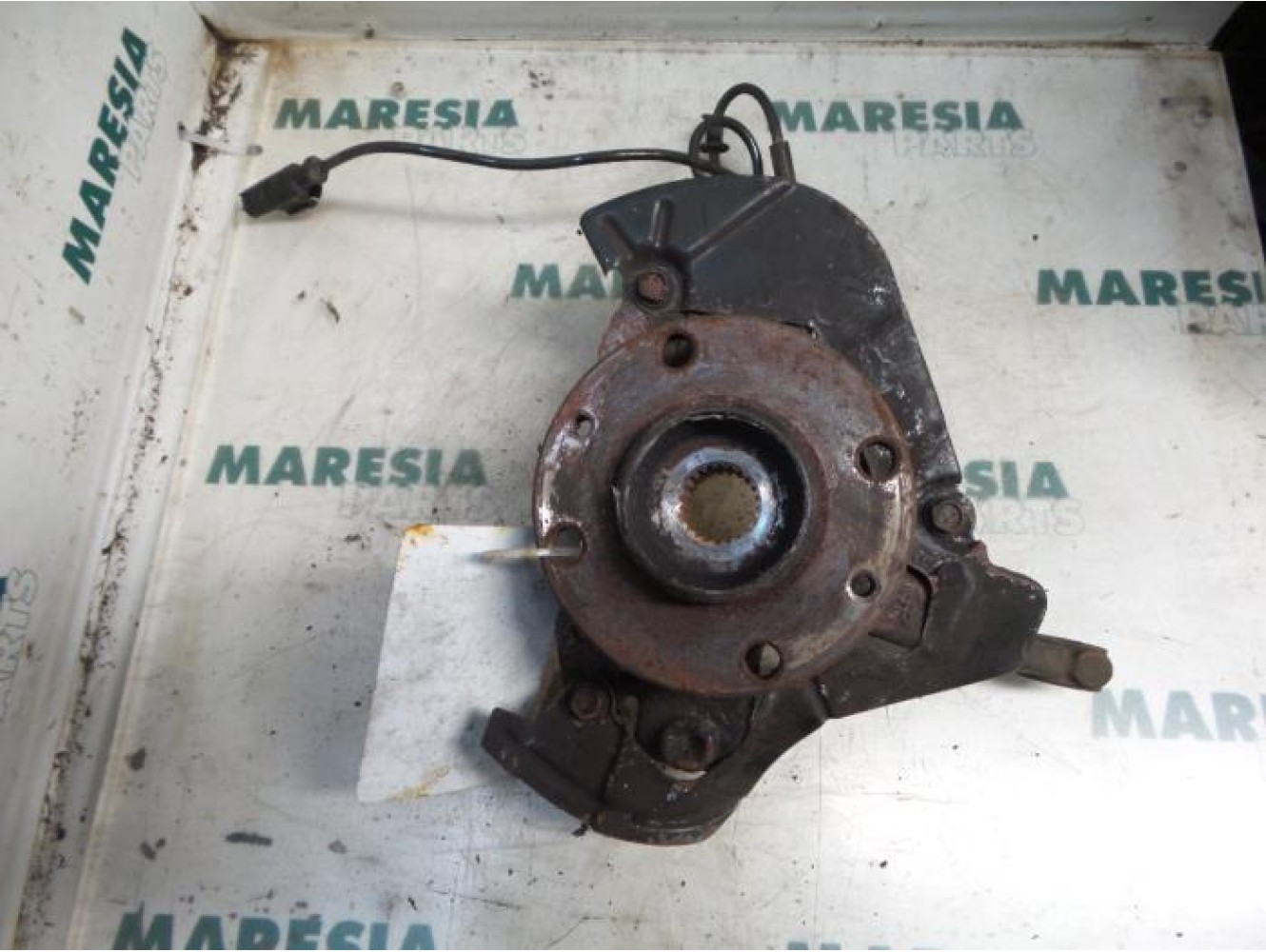 Fiat - Panda - Knuckle, front left