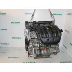 Peugeot - 607 - Engine
