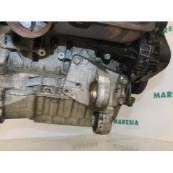 Peugeot - 607 - Engine