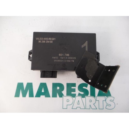 Citroen - C8 - Module PDC