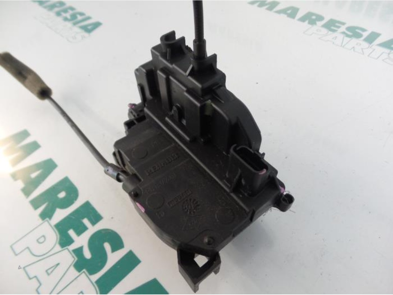 Renault - Megane Scenic - Front door lock mechanism 4-door, right