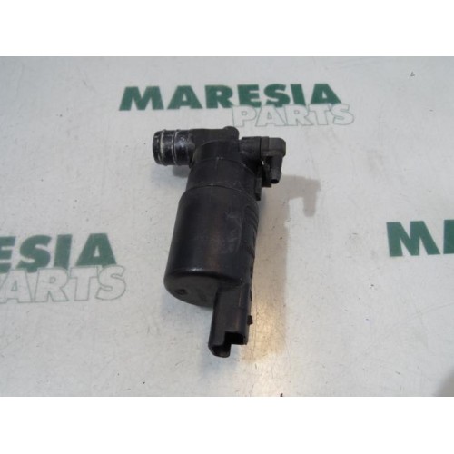 Peugeot - 607 - Scheibensprüherpumpe vorne