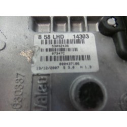 Citroen - C4 Picasso - Front wiper motor