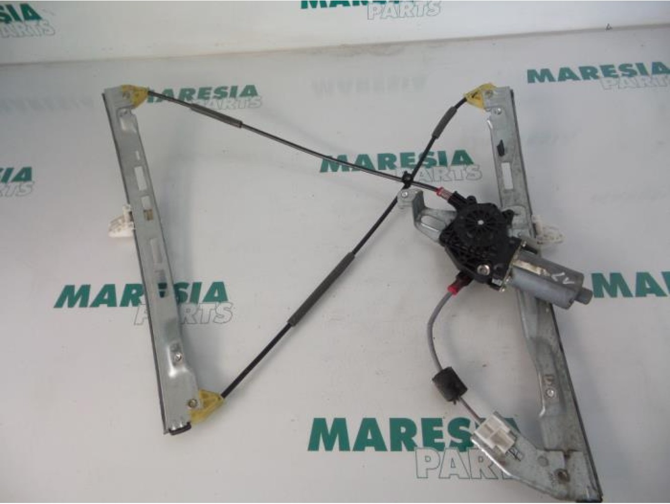 Peugeot - 206 - Window mechanism 4-door, front left