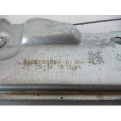 Peugeot - 2008 - Rear door window mechanism 4-door, right