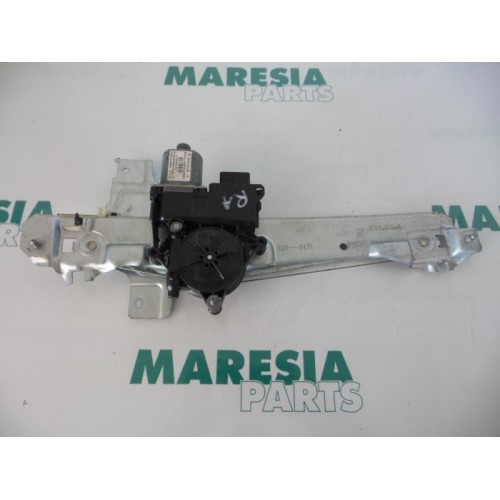 Peugeot - 2008 - Rear door window mechanism 4-door, right