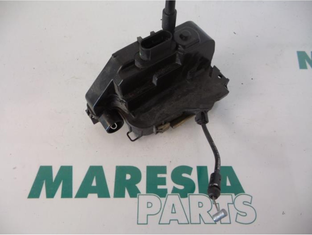 Renault - Megane Scenic - Front door lock mechanism 4-door, right