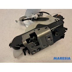 Peugeot - 2008 - Door lock mechanism 4-door, front left