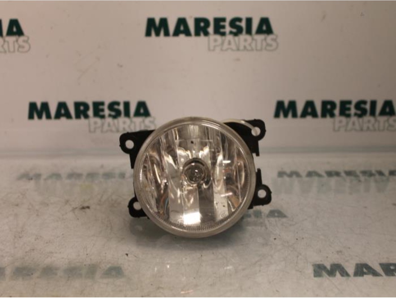 Peugeot - 207 - Fog light, front right
