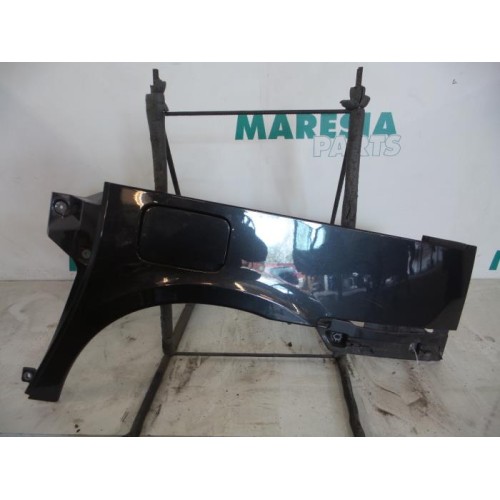 Peugeot - 807 - Rear left bodywork corner