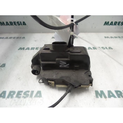 Renault - Megane - Front door lock mechanism 4-door, right