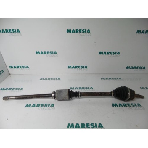 Renault - Master - Front drive shaft, right