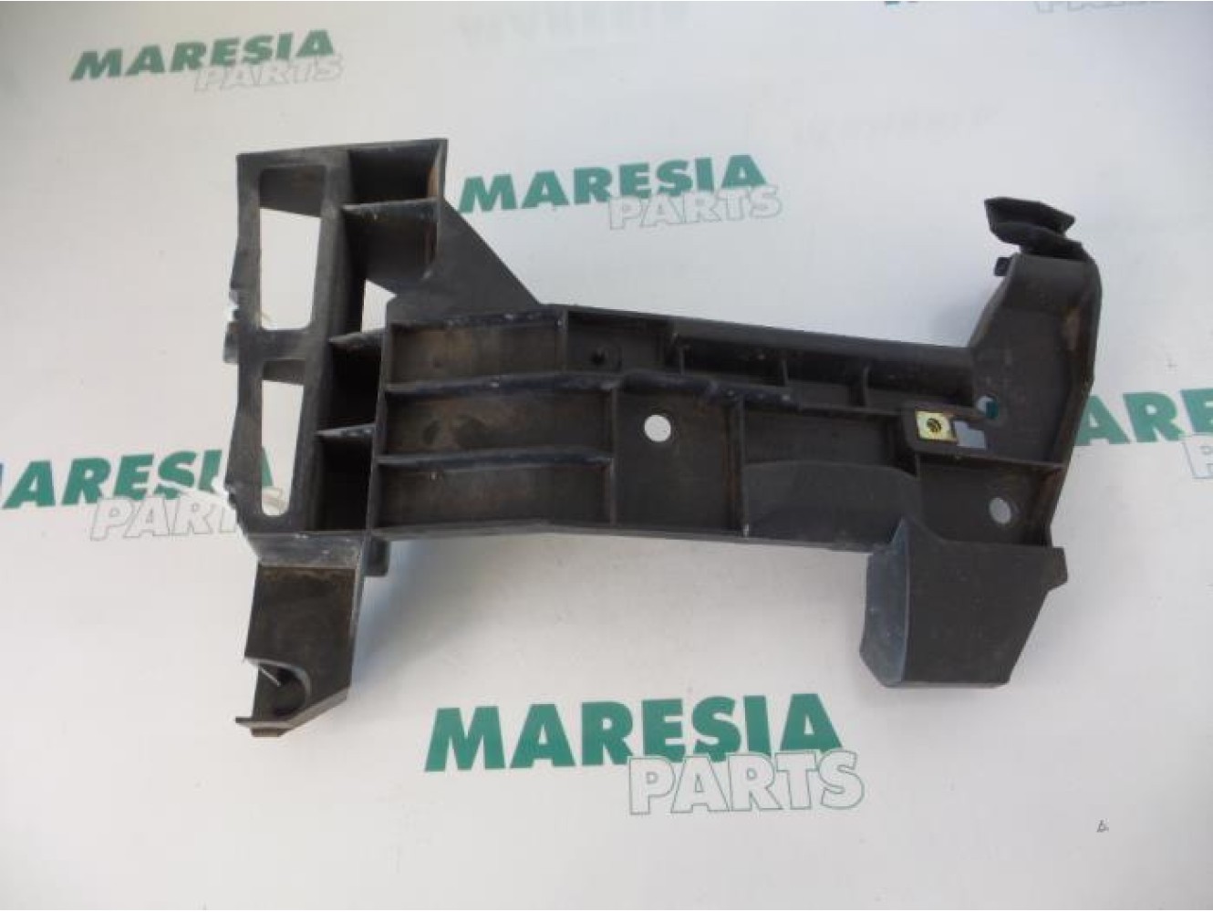 Renault - Master - Bumperframe achter