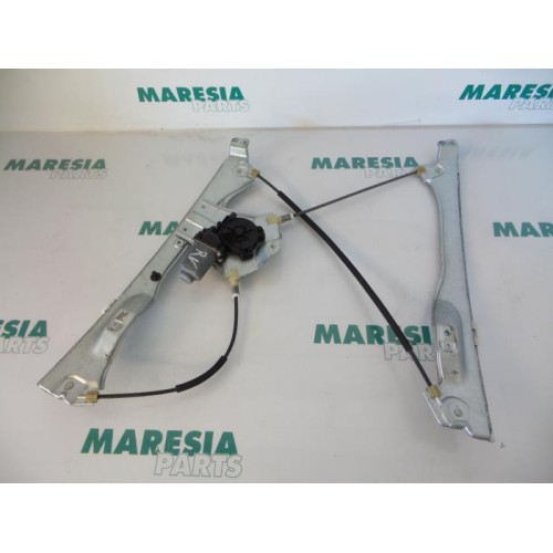 Renault - Clio - Window mechanism 4-door, front right