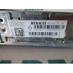 Renault - Clio - Radio CD player
