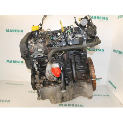 Renault - Clio - Engine