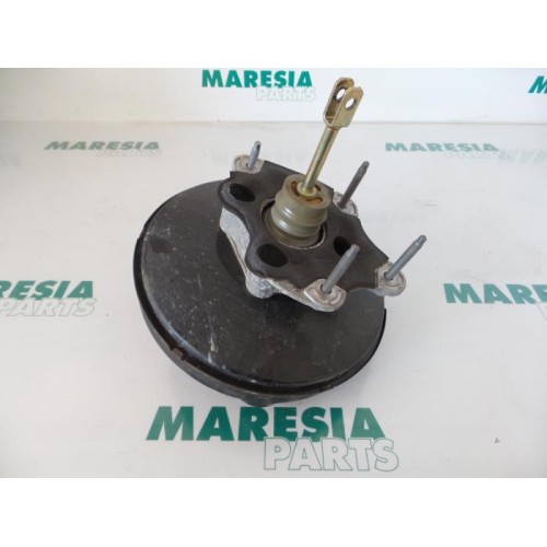 Renault - Clio - Brake servo