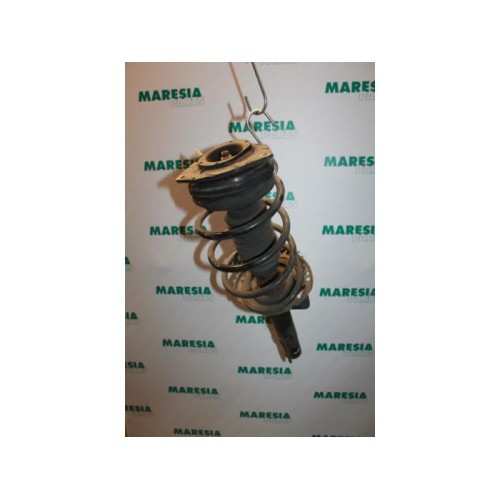Renault - Megane - Front shock absorber rod, left