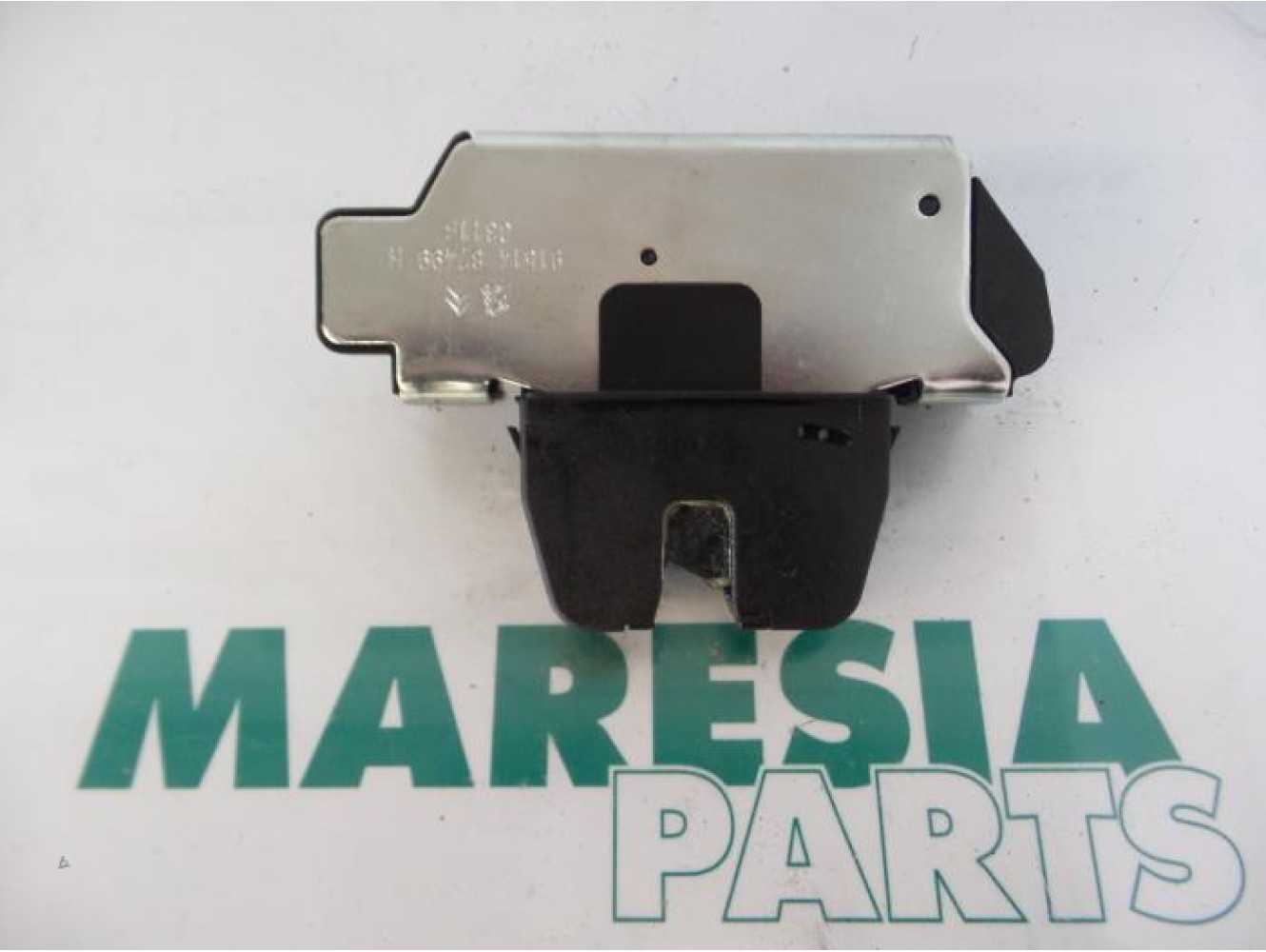 Citroen - C3 - Tailgate lock mechanism