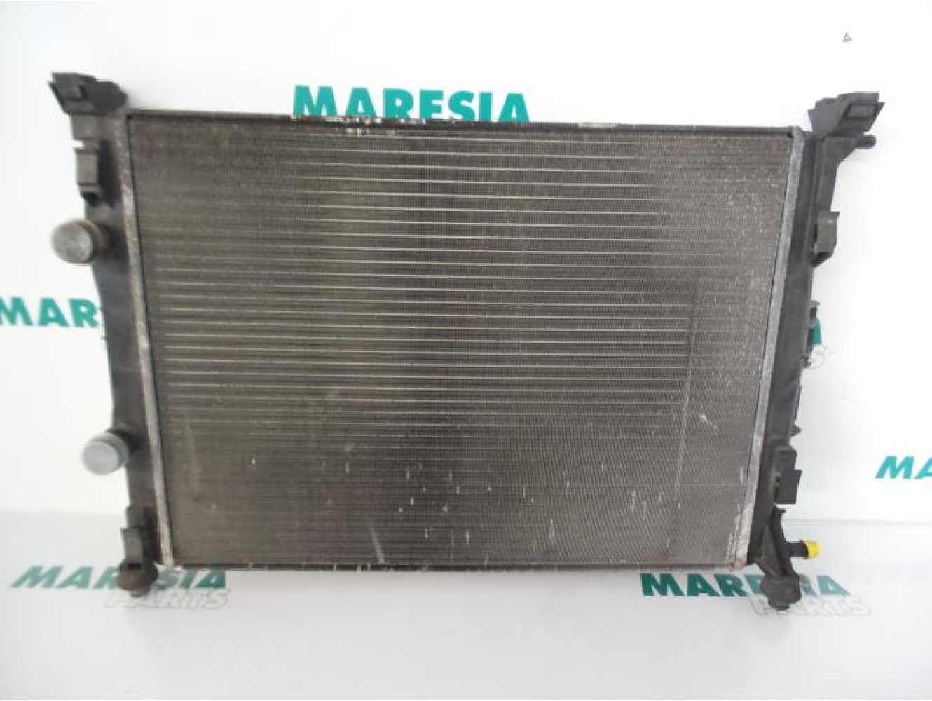 Renault - Megane Scenic - Radiateur