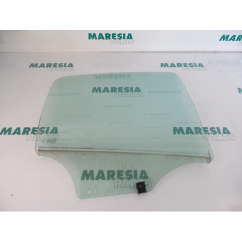 Citroen - C3 - Rear door window 4-door door, rear right