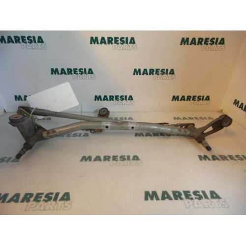 Renault - Megane - Wiper mechanism