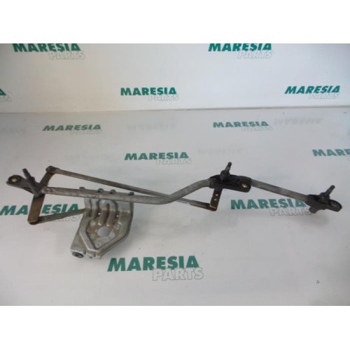 Renault - Megane Scenic - Wiper mechanism