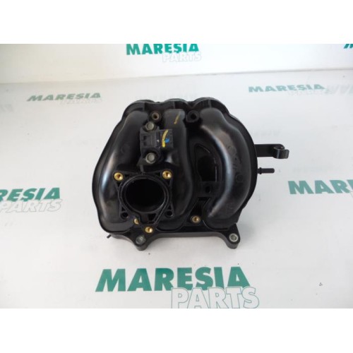 Peugeot - 107 - Intake manifold